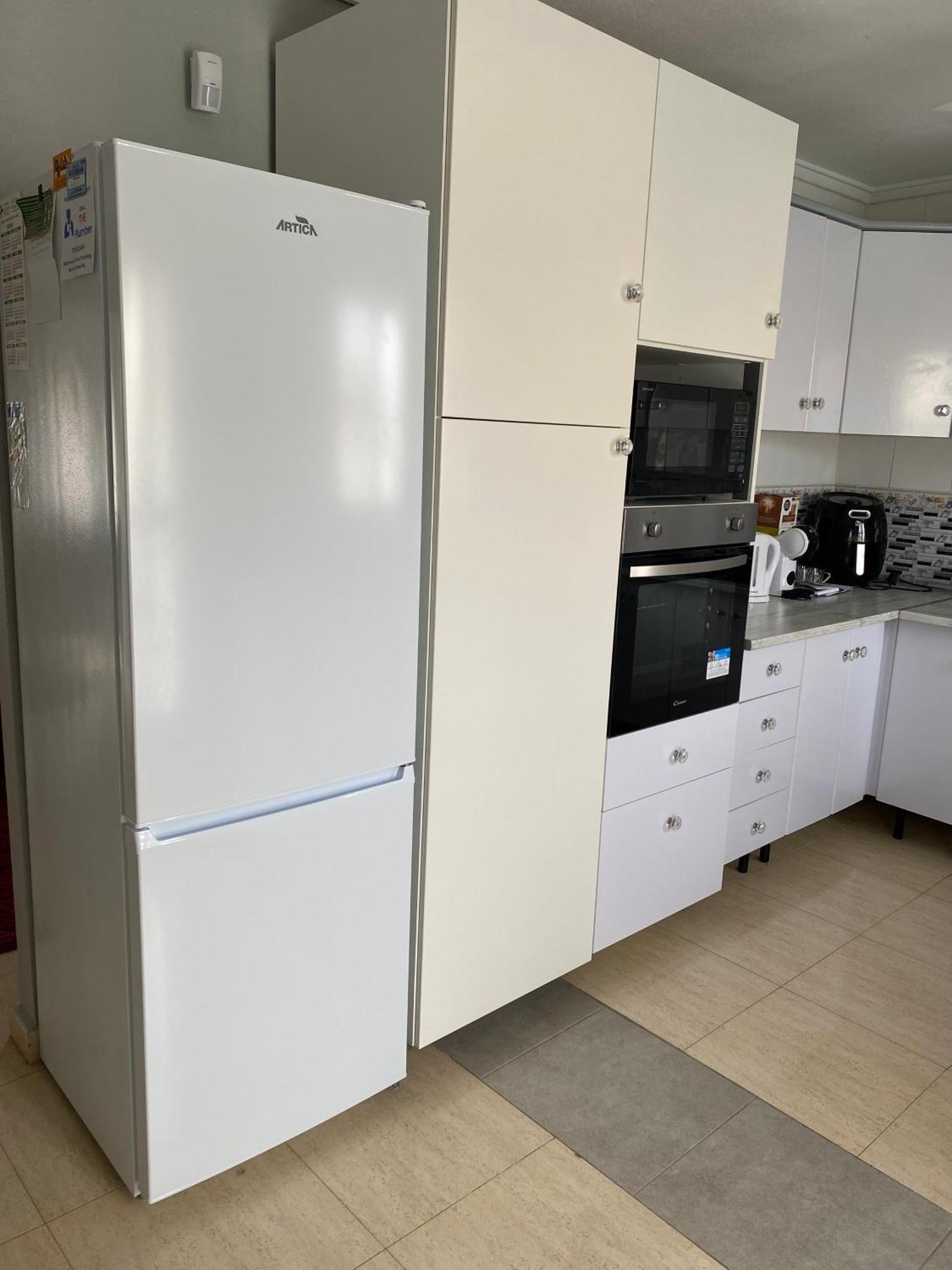 Villa Ideal Location 3 Bed 3 Bath With Pool On Camposol Sect B Close To Amenities *